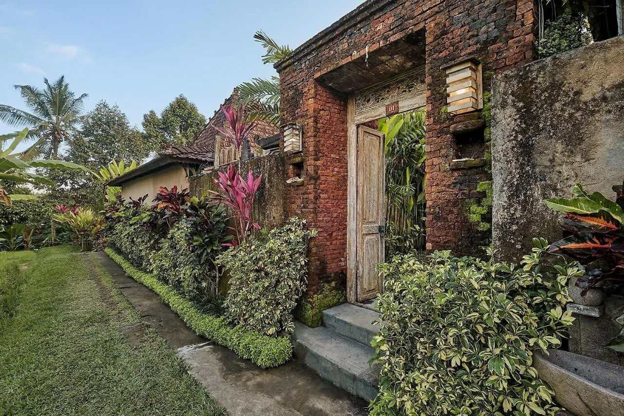 Kawan Antique Ubud Villa