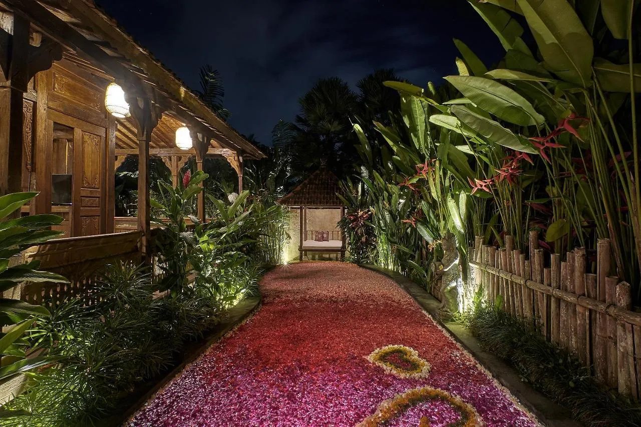 Kawan Antique Ubud Villa Indonesia